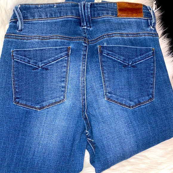 Designer Jeans - Picture 3 of 5